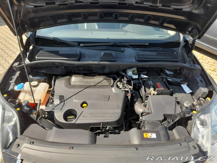 Ford Kuga 4X4 2,0 TDCI 103 KW TAŽNÉ 2011