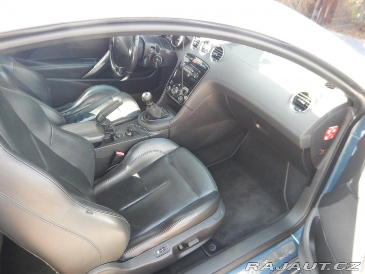 Peugeot RCZ 1.6 T, 115 kW 2010