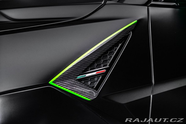 Lamborghini Urus NOVITEC 782PS 2022