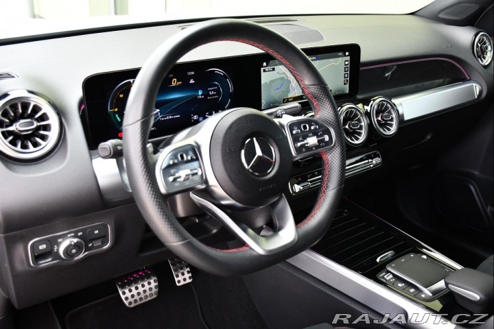 Mercedes-Benz GLB 250 AMG 4M ZÁRUKA PANORAM 2023