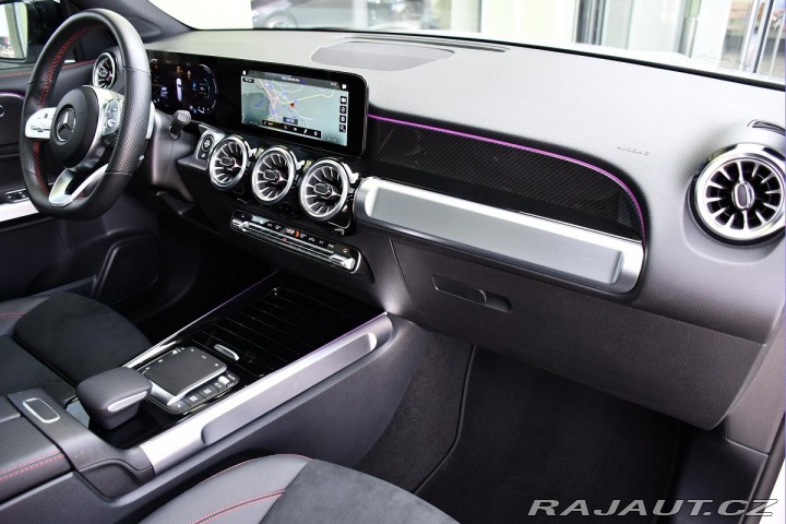 Mercedes-Benz GLB 250 AMG 4M ZÁRUKA PANORAM 2023