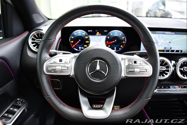 Mercedes-Benz GLB 250 AMG 4M ZÁRUKA PANORAM 2023