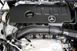 Mercedes-Benz GLB 250 AMG 4M ZÁRUKA PANORAM 2023