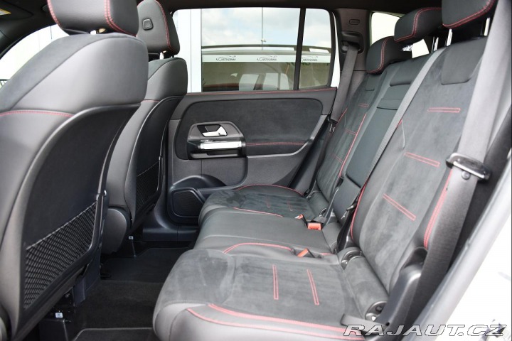Mercedes-Benz GLB 250 4M AMG 2023