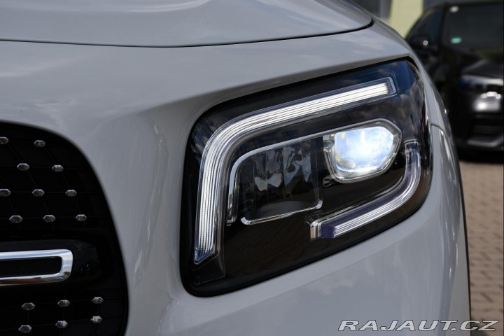 Mercedes-Benz GLB 250 4M AMG 2023