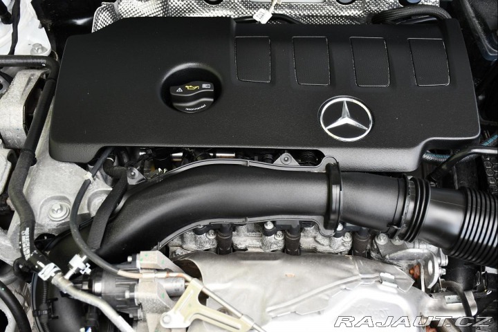 Mercedes-Benz GLB 250 4M AMG 2023