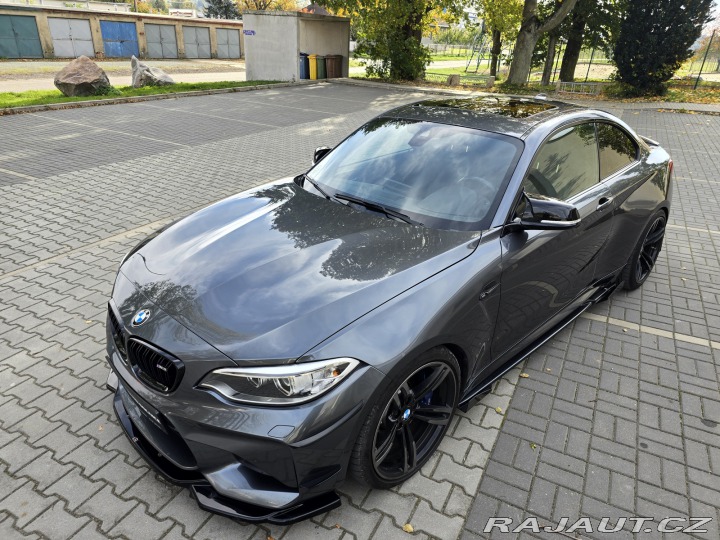 BMW M2 MANUÁL - SERVIS BMW 2017