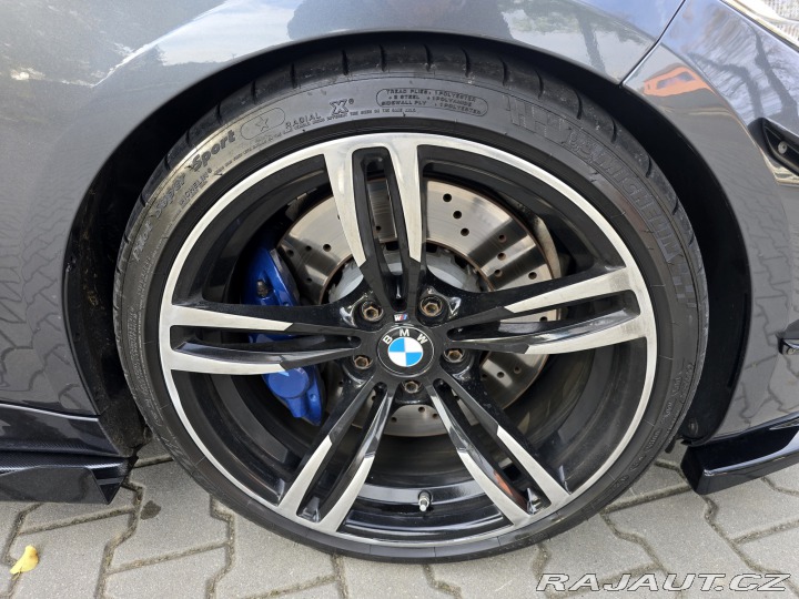 BMW M2 MANUÁL - SERVIS BMW 2017