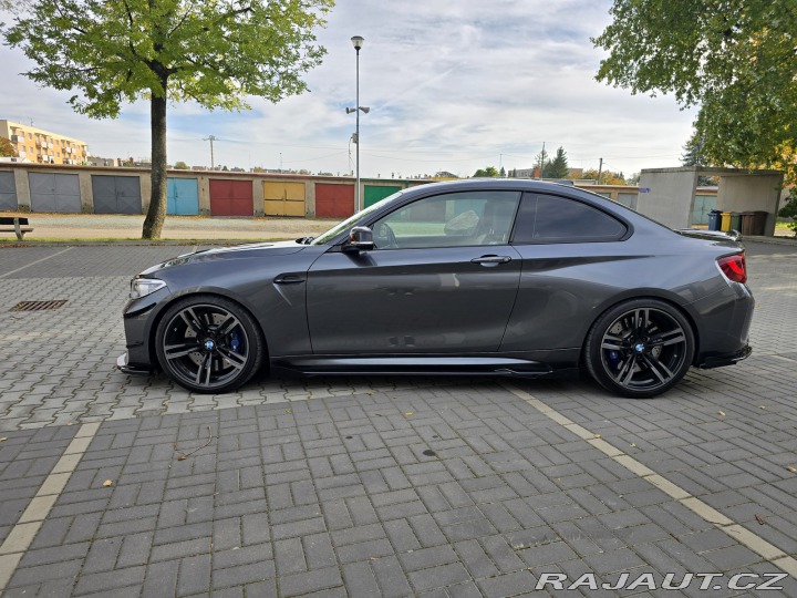 BMW M2 MANUÁL - SERVIS BMW 2017