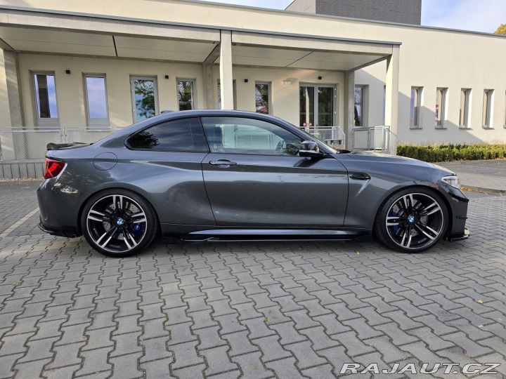 BMW M2 MANUÁL - SERVIS BMW 2017