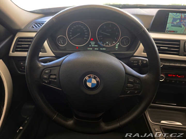 BMW 3 320d Limousine NAVI 135kW 2012