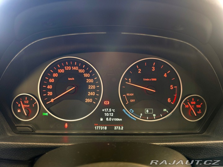 BMW 3 320d Limousine NAVI 135kW 2012