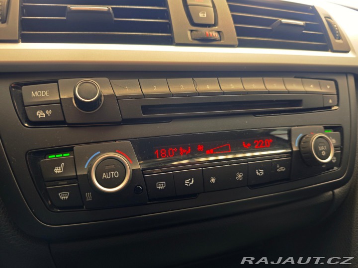 BMW 3 320d Limousine NAVI 135kW 2012