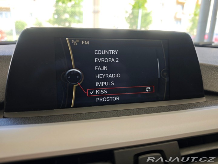 BMW 3 320d Limousine NAVI 135kW 2012
