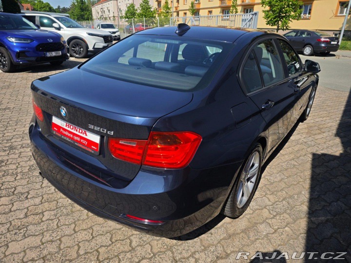 BMW 3 320d Limousine NAVI 135kW 2012