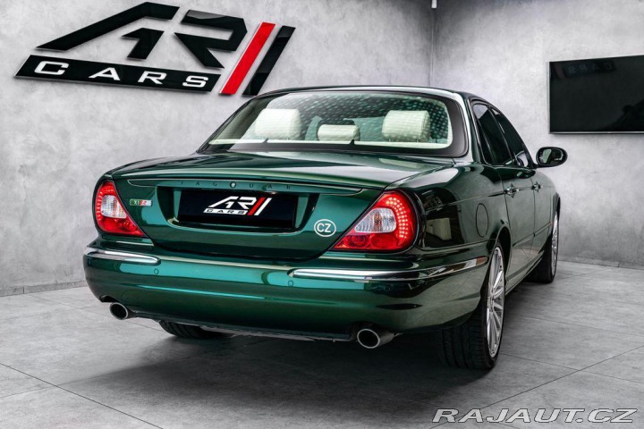 Jaguar XJ R-Performance, PDC 2003