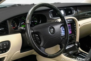 Jaguar XJ R-Performance, PDC 2003