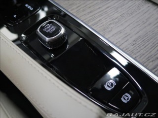 Volvo XC90 2,0 B5 AWD AUT Plus Dark 2022