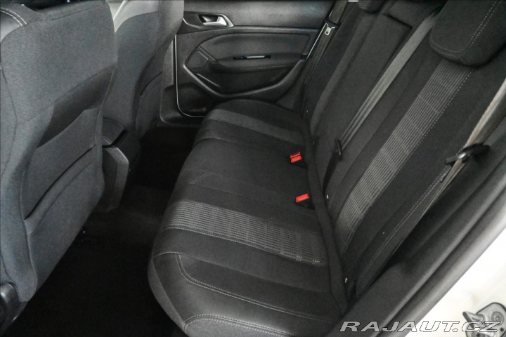 Peugeot 308 1,5 HDI 96 kW LED Záruka 2020