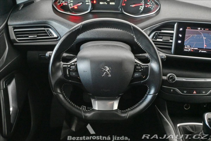 Peugeot 308 1,5 HDI 96 kW LED Záruka 2020