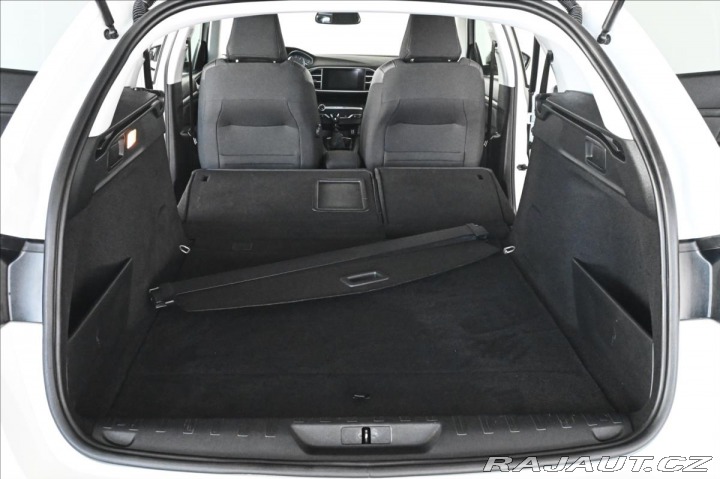 Peugeot 308 1,5 HDI 96 kW LED Záruka 2020