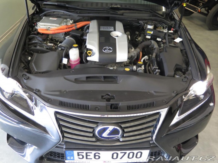 Lexus Ostatní modely IS 300h klima,kamera,DPH 2013