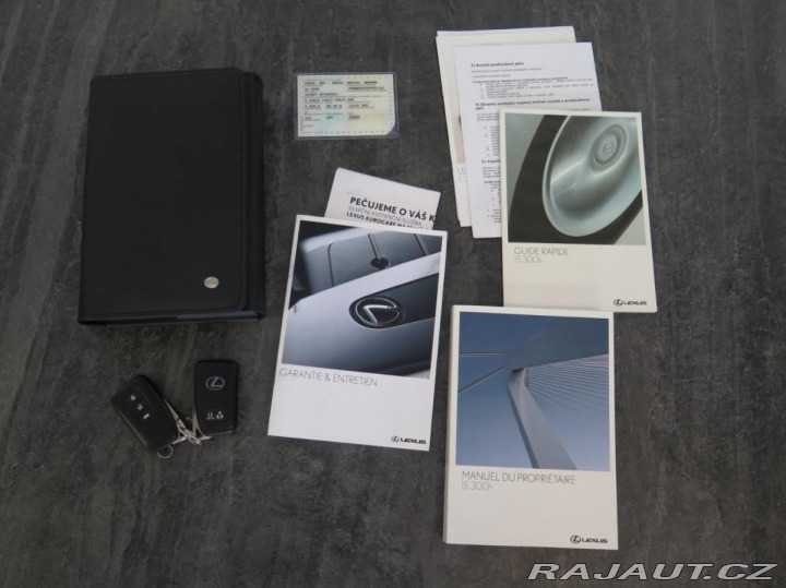 Lexus Ostatní modely IS 300h klima,kamera,DPH 2013