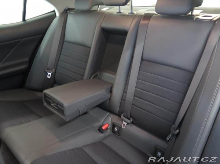 Lexus Ostatní modely IS 300h klima,kamera,DPH 2013