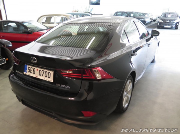 Lexus Ostatní modely IS 300h klima,kamera,DPH 2013