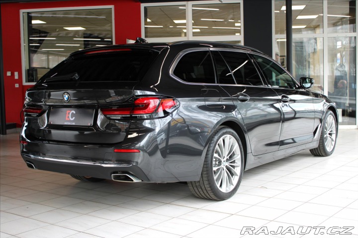 BMW 5 530d Touring xDrive Luxur 2022