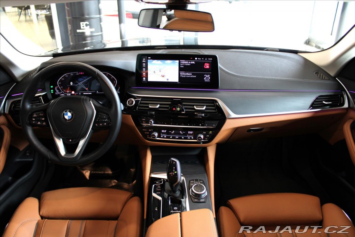 BMW 5 530d Touring xDrive Luxur 2022