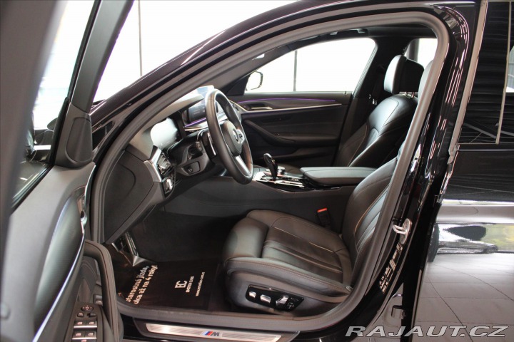 BMW 5 530d Touring xDrive M Spo 2023