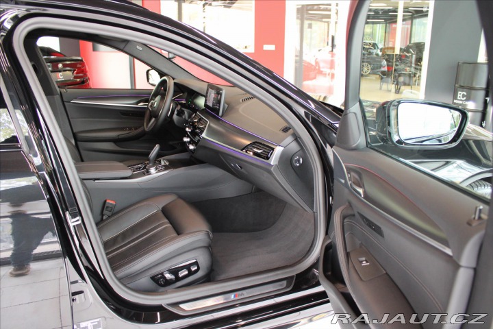 BMW 5 530d Touring xDrive M Spo 2023