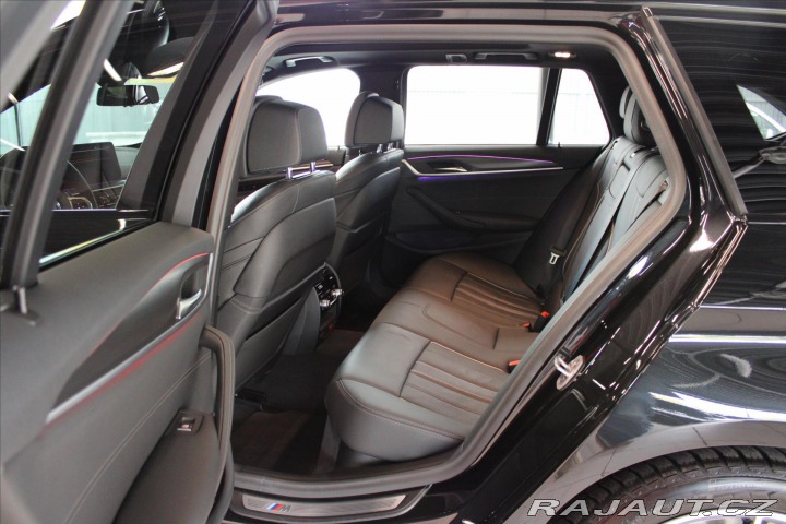 BMW 5 530d Touring xDrive M Spo 2023