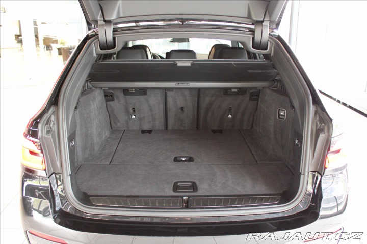 BMW 5 530d Touring xDrive M Spo 2023