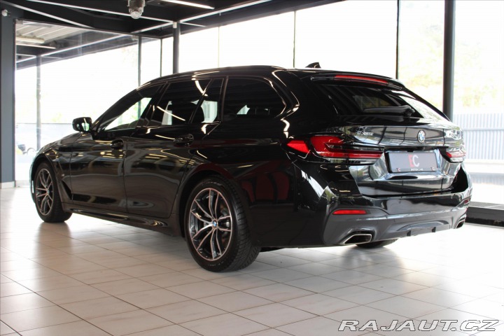 BMW 5 530d Touring xDrive M Spo 2023