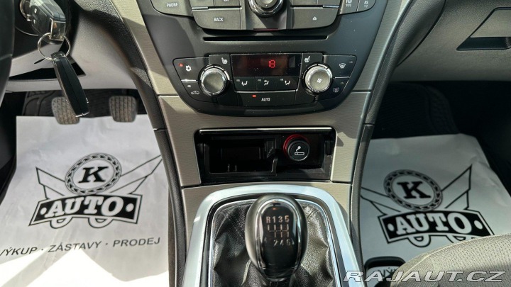 Opel Insignia 1.8i 103kW *Servis*Navi* 2010
