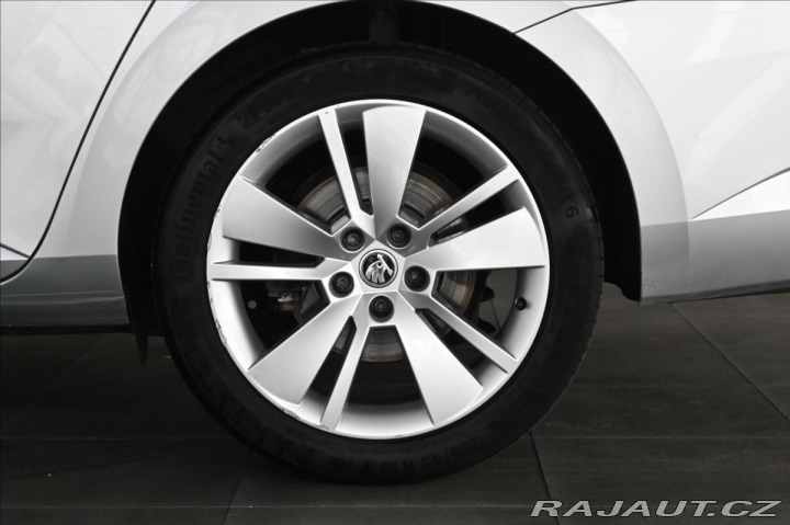 Škoda Superb 2,0 TDi 110kW DSG Busines 2021