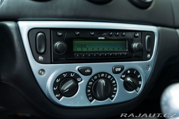 Ferrari 360 Spider / MANUÁL 1800