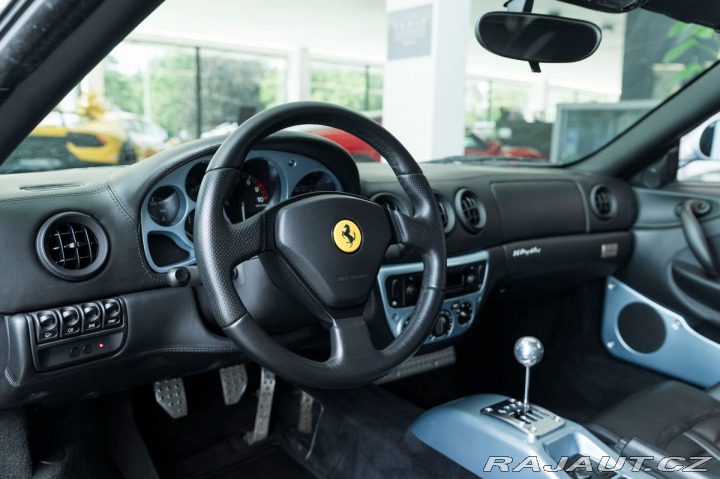 Ferrari 360 Spider / MANUÁL 2002