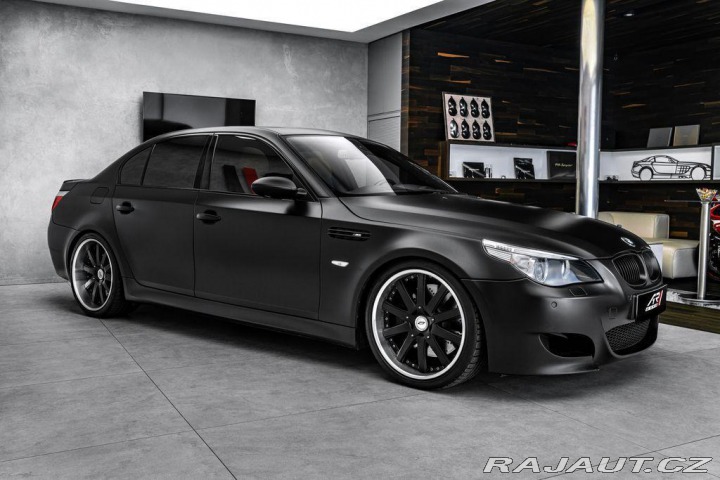 BMW M5 V10 5.0 manuál 2007
