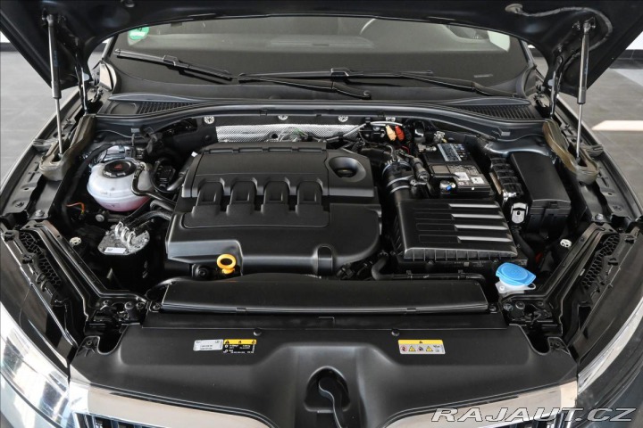 Škoda Superb 2,0 TDI 140 kW DSG NAVI Z 2020