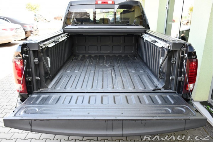 Dodge RAM 1500 5.7 V8 HEMI SPORT NAVI KA 2018