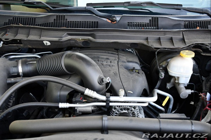 Dodge RAM 1500 5.7 V8 HEMI SPORT NAVI KA 2018