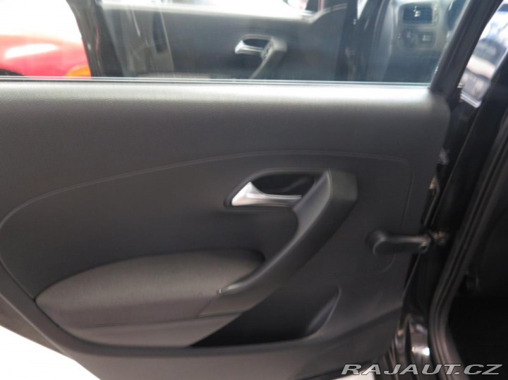 Volkswagen Polo 1.2HTP,klima 2011