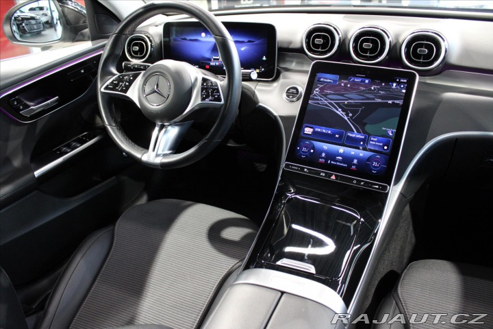 Mercedes-Benz C 220d 9G Panorama / Tažné 2023