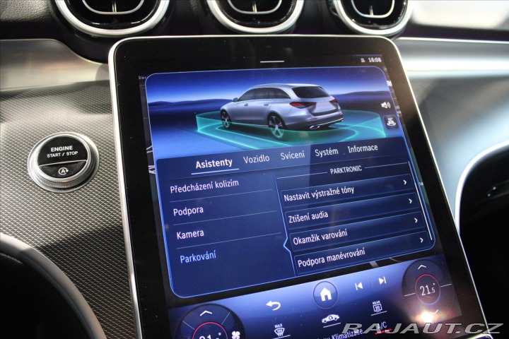 Mercedes-Benz C 220d 9G Panorama / Tažné 2023