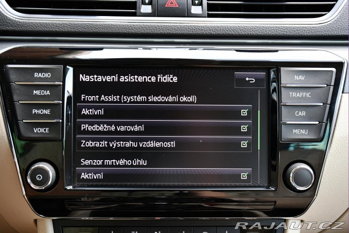 Škoda Superb 2.0TDi 140kW STYLE DSG 4X 2015