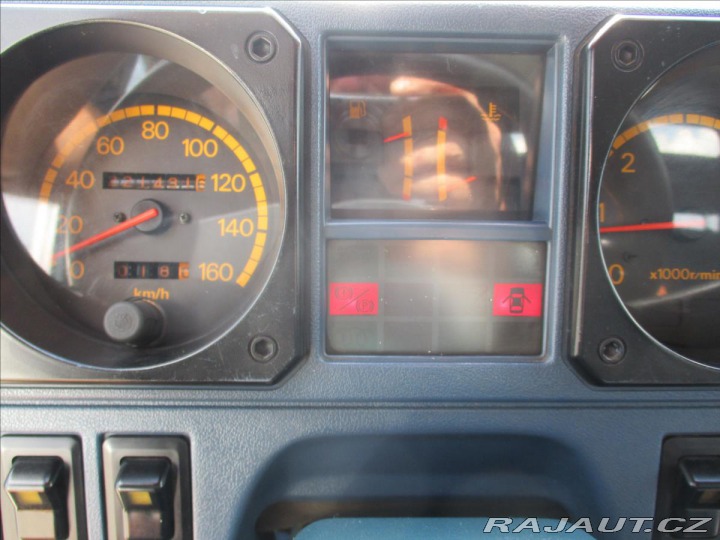 Mitsubishi Pajero 2,5 TD 70w DAKAR 1990