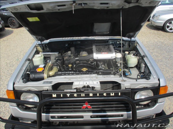 Mitsubishi Pajero 2,5 TD 70w DAKAR 1990